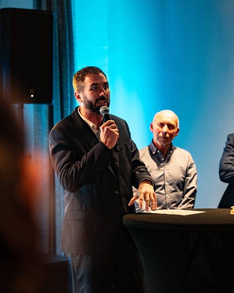 Organiser un séminaire d’entreprise avec sonorisation et mise en lumière à l’Hôtel Garrigae Caserne à Briançon