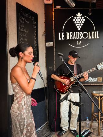 Notre zone d'activité pour ce service Animation musicale DJ live caravane avec devis système audio professionnel sonorisation haut de gamme ambiance musicale immersive